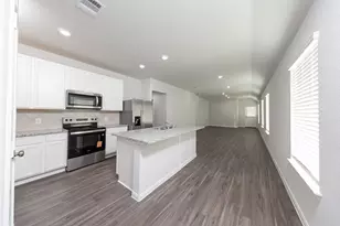 8131 Vanilla Orchid Dr, Houston, TX 77016 - Photo 2