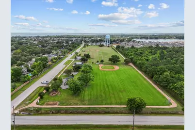 4514 Albatross Drive, Seabrook, TX 77586 - Photo 6