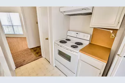 10102 Waterstone Street, Houston, TX 77042 - Photo 6