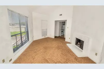 10102 Waterstone Street, Houston, TX 77042 - Photo 12