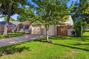 16202 Mill Point Dr, Houston, TX 77059 - Photo 2