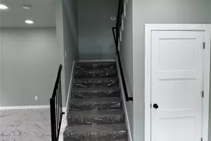 129 S 10th St, Conroe, TX 77301 - Photo 14