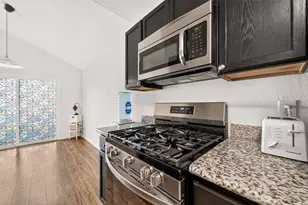 6718 Bluebottle Ln, Katy, TX 77449 - Photo 10