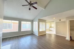 12200 Overbrook Ln, Houston, TX 77077 - Photo 2