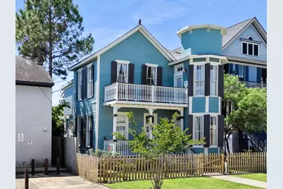 1911 Sealy Street, Galveston, TX 77550 - Photo 2
