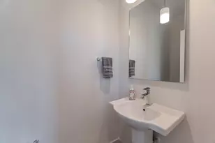 7613 Victory Reserve St, Houston, TX 77088 - Photo 34