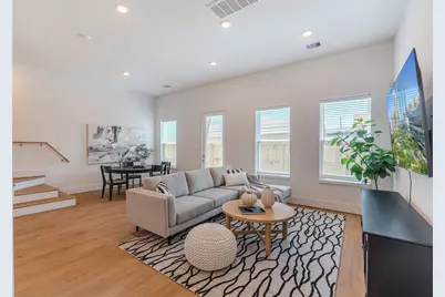 7613 Victory Reserve Street, Houston, TX 77088 - Photo 4
