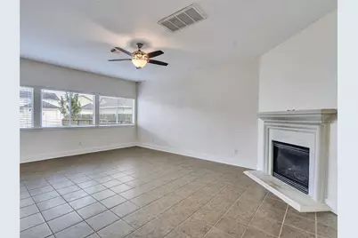 11914 Longwood Garden Way, Houston, TX 77047 - Photo 6