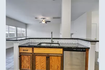 11914 Longwood Garden Way, Houston, TX 77047 - Photo 14