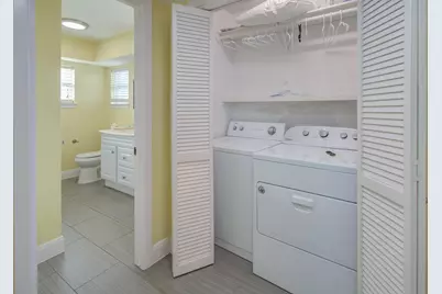 21225 Gulf Dr, Galveston, TX 77554 - Photo 12