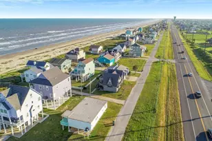 21225 Gulf Dr, Galveston, TX 77554 - Photo 12