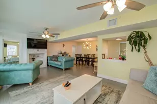 21225 Gulf Dr, Galveston, TX 77554 - Photo 28