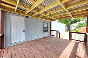 310 Paddock Rd, Willis, TX 77378 - Photo 14