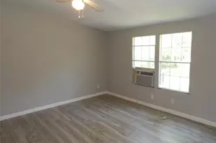 392 Pine St, Crockett, TX 75835 - Photo 12