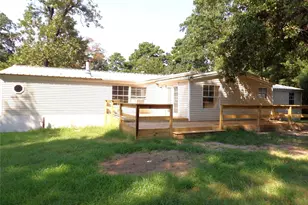 392 Pine St, Crockett, TX 75835 - Photo 4