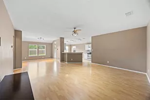 9510 Barr Spring Dr, Humble, TX 77396 - Photo 8