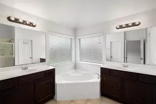 12807 Brook Arbor Ct, Pearland, TX 77584 - Photo 18