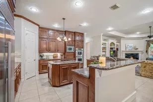 8806 Sterling Gate Cir, Spring, TX 77379 - Photo 12