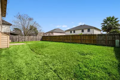 310 Banter Trails Drive, Houston, TX 77049 - Photo 32