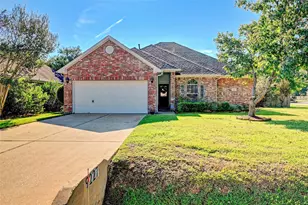 9227 Hidden Lake E, Magnolia, TX 77354 - Photo 4
