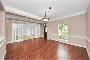 1003 Clarenda Falls Dr, Sugar Land, TX 77479 - Photo 12