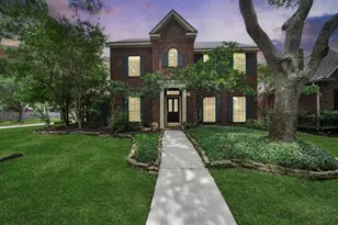 1003 Clarenda Falls Dr, Sugar Land, TX 77479 - Photo 1