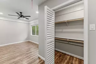 1409 20th St, Huntsville, TX 77340 - Photo 10