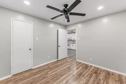 1409 20th Street, Huntsville, TX 77340 - Photo 14