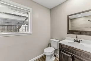 1409 20th St, Huntsville, TX 77340 - Photo 12