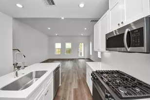 5612 Bertellis Ln, Houston, TX 77091 - Photo 16