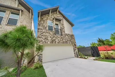 5612 Bertellis Lane, Houston, TX 77091 - Photo 4