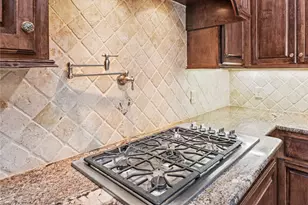3550 Windrose Dr, Beaumont, TX 77706 - Photo 10