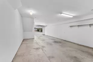 8715 Meadowcroft Dr, Houston, TX 77063 - Photo 26