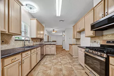 3815 Kristin Lee Lane, Houston, TX 77014 - Photo 14