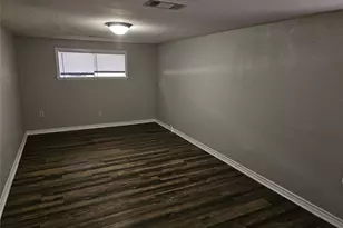 1314 N Natchez Dr, Texas City, TX 77591 - Photo 10