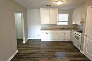1314 N Natchez Dr, Texas City, TX 77591 - Photo 6
