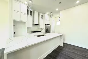 6715 St Augustine St, Houston, TX 77021 - Photo 10