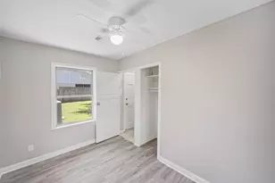 8527 Brower St, Houston, TX 77017 - Photo 14