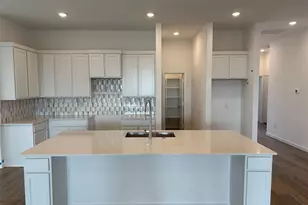 9111 Long Fin Dr, Baytown, TX 77521 - Photo 2