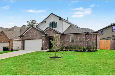 2421 Cindy Ct, Conroe, TX 77304 - Photo 2