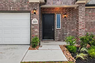 2421 Cindy Ct, Conroe, TX 77304 - Photo 4