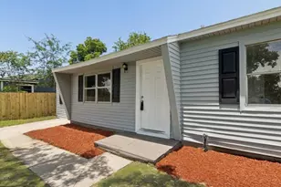 8539 Berndale St, Houston, TX 77029 - Photo 2