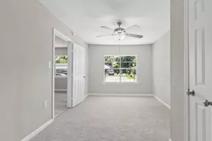 8539 Berndale St, Houston, TX 77029 - Photo 12