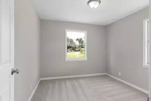 8539 Berndale St, Houston, TX 77029 - Photo 16
