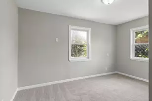 8539 Berndale St, Houston, TX 77029 - Photo 18