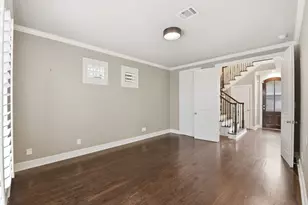 10933 Upland Park, Houston, TX 77043 - Photo 10