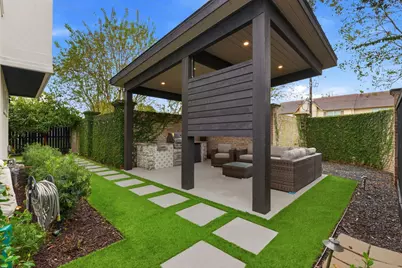 10933 Upland Park, Houston, TX 77043 - Photo 42