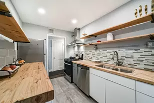 543 Studewood St, Houston, TX 77007 - Photo 12