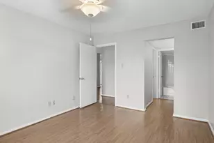 2800 Jeanetta St, Houston, TX 77063 - Photo 6