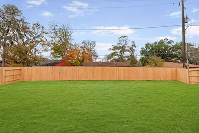 411 Magnolia Street, Richwood, TX 77531 - Photo 18